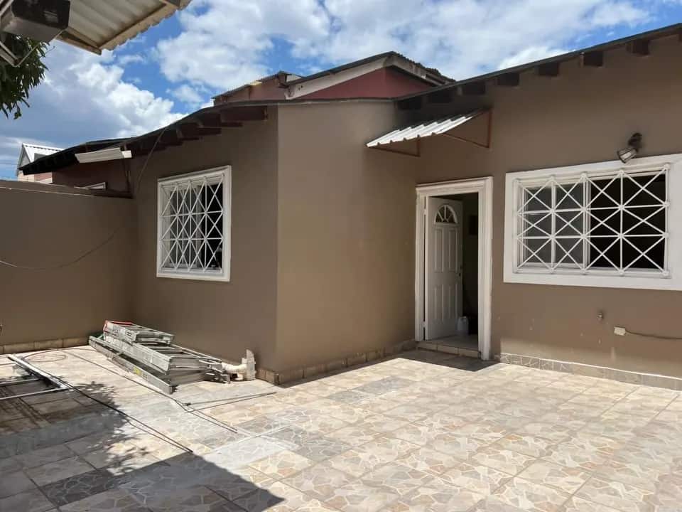 Casa en Venta - Residencial San Juan Tegucigalpa - Tegucigalpa