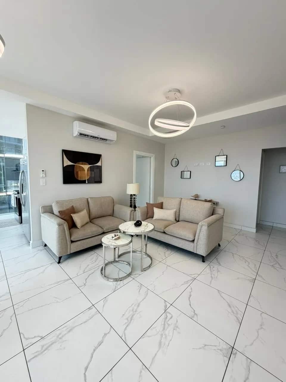 Venta de apartamento amueblado en torre Nivo - Tegucigalpa