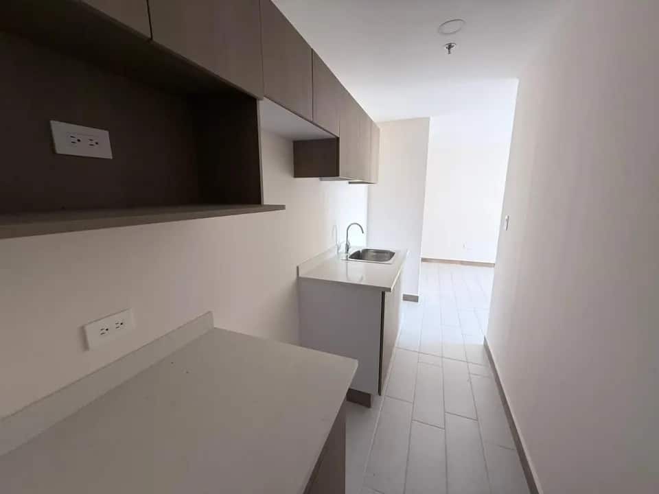 Apartamento en alquiler - Torre Cipreses, San Ignacio - Tegucigalpa