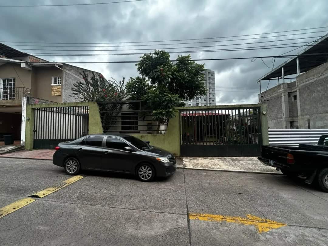 Casa con Apartamento en Venta - Residencial Prado Verde | El Trapiche - Tegucigalpa
