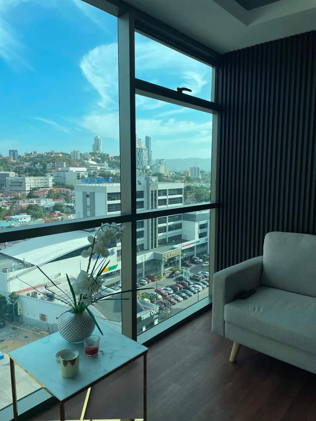 Oficina Corporativa en Renta | Torre Agalta | Bulevar Morazán - Tegucigalpa