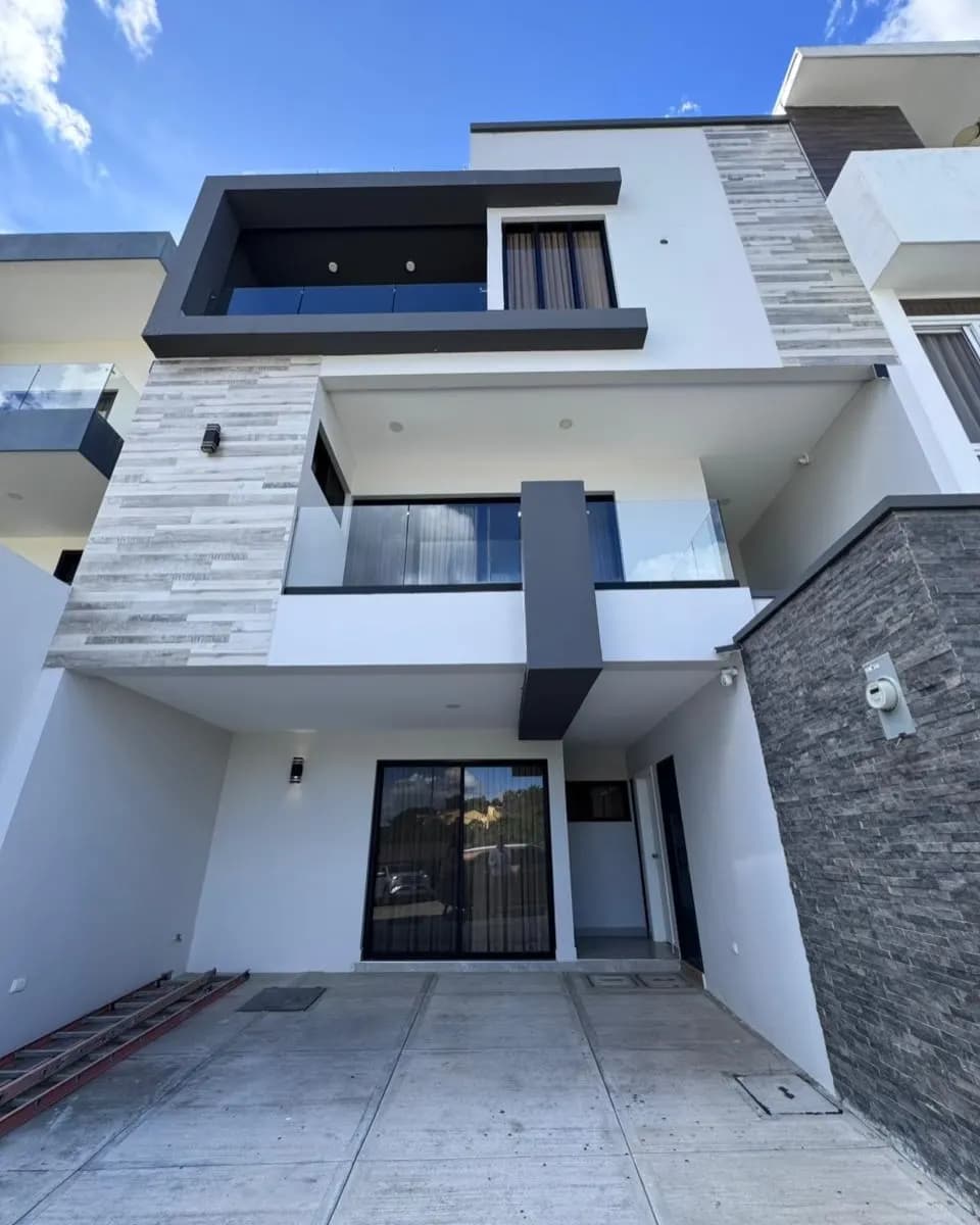 ¡Casa en venta en Residencial del Campo! - foto 1 de 20