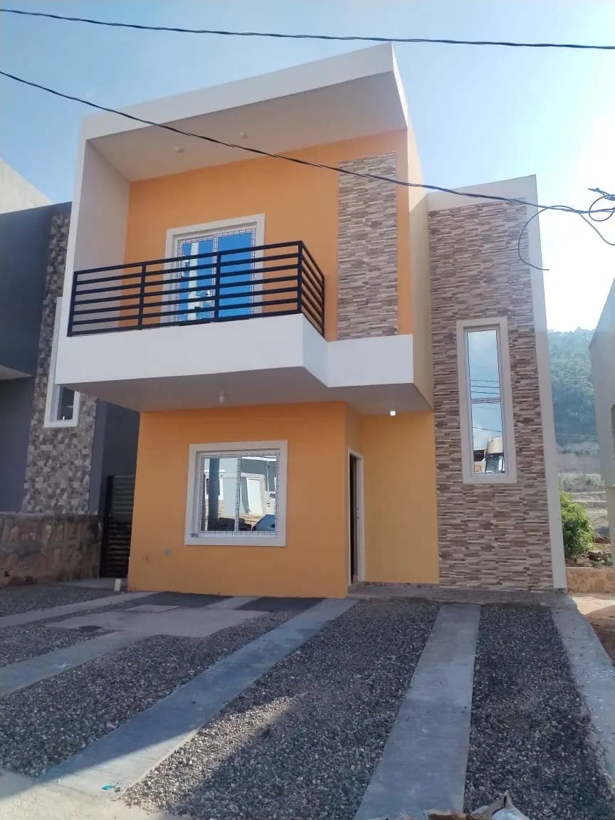 *VENTA DE VIVIENDA EN VISTA REAL* - foto 1 de 11