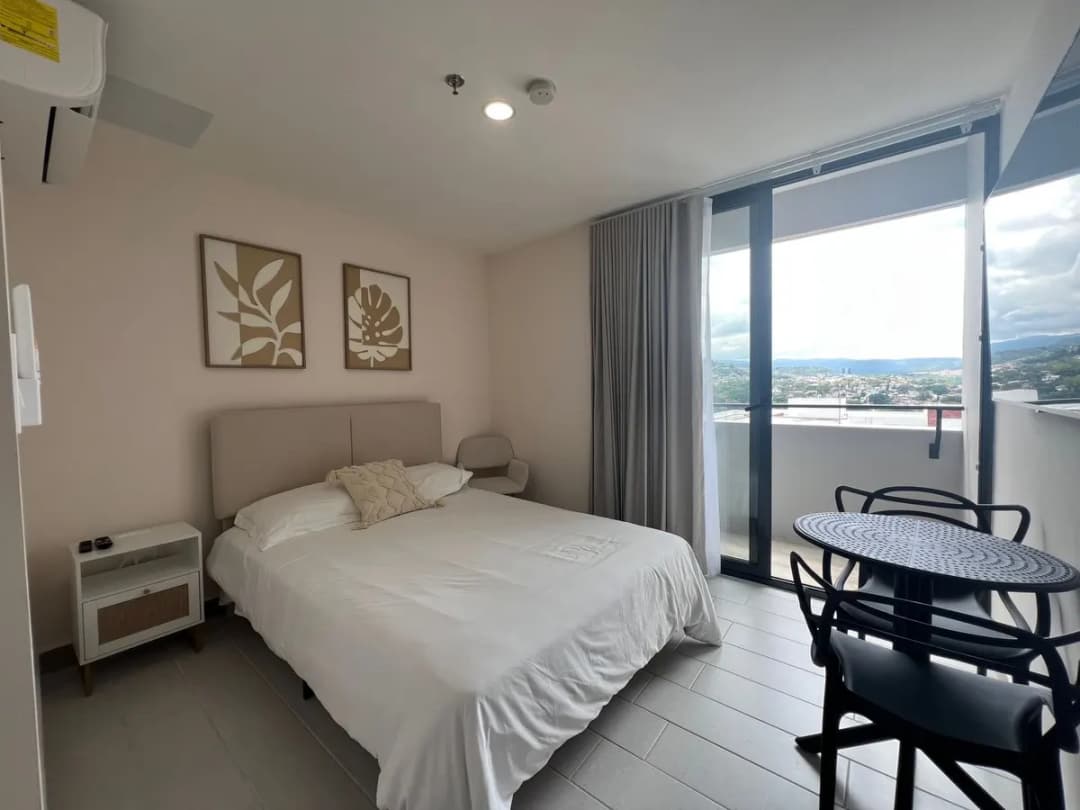 Venta de monoambiente en Cipreses - foto 1 de 5