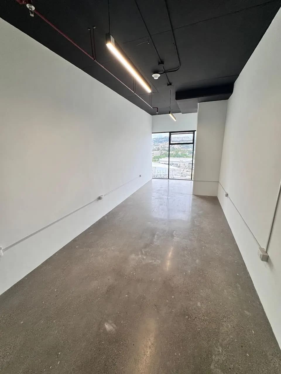 Oficina en Renta - Distrito Artemisa | Torre Sur - foto 1 de 5