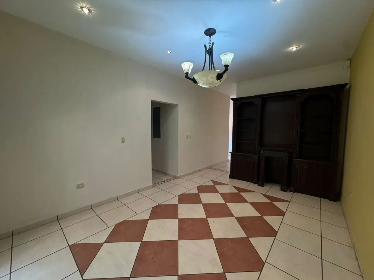 Casa en venta- Residencial Las Hadas miniatura 12