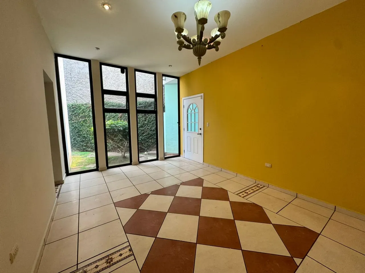Casa en venta- Residencial Las Hadas miniatura 14