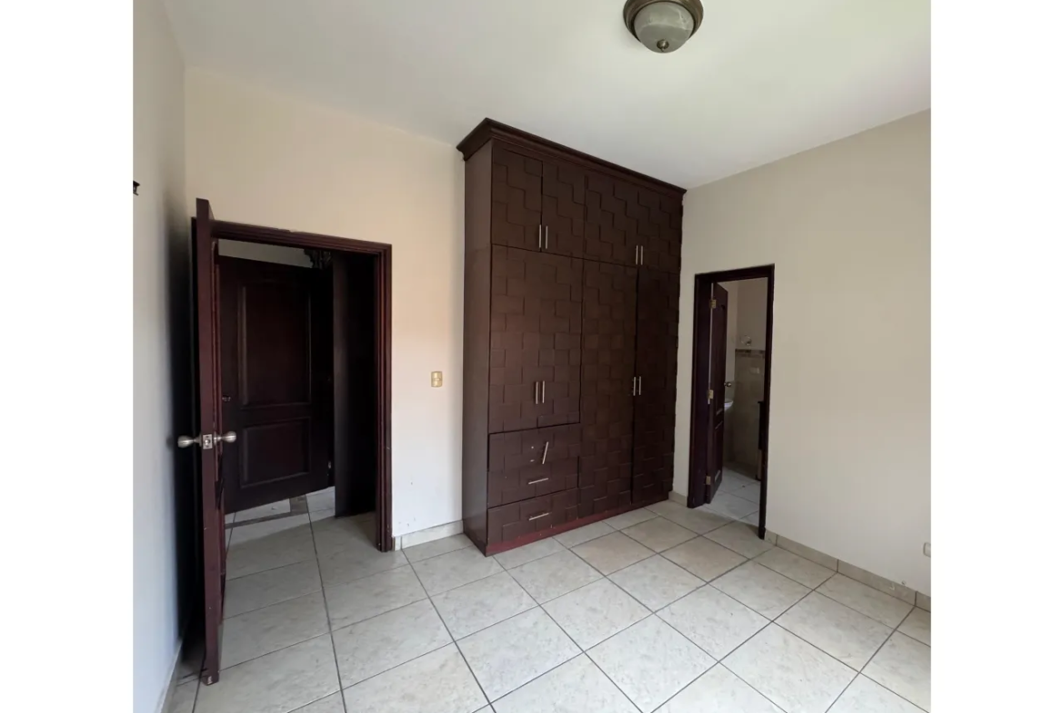 Casa en venta- Residencial Las Hadas galería 25