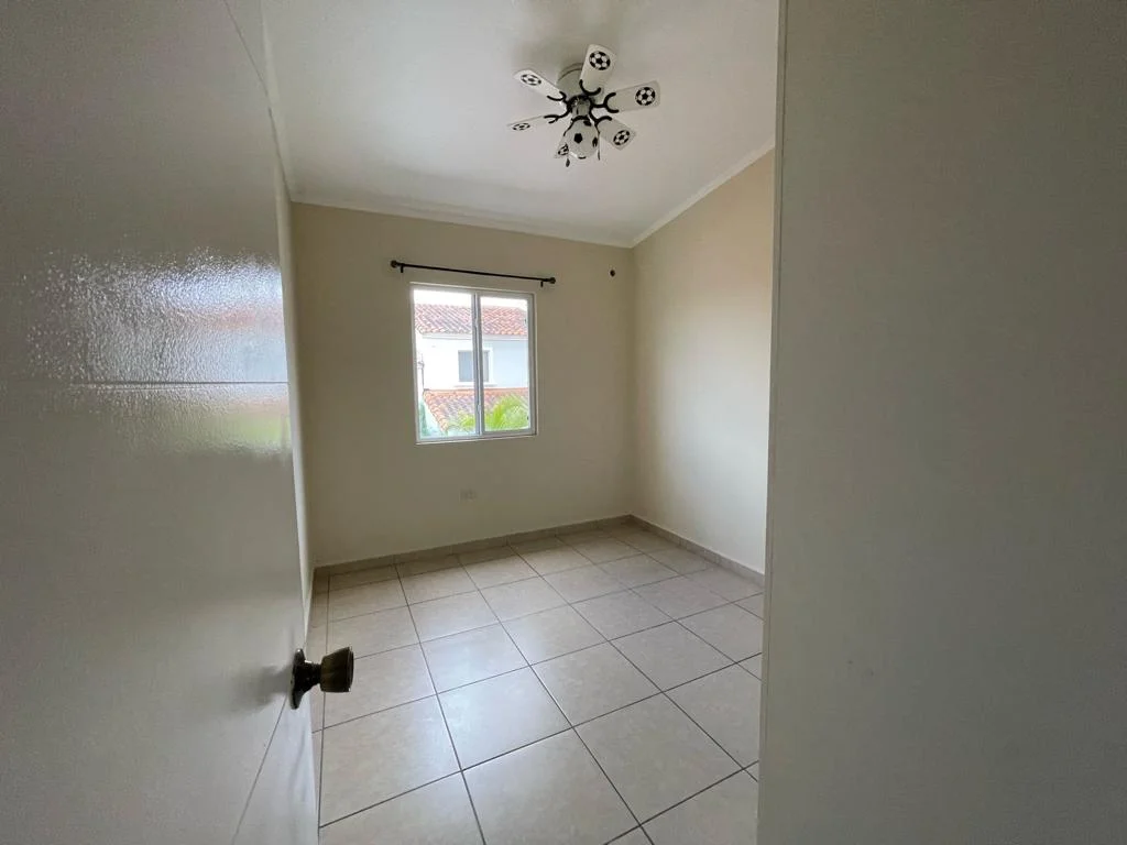 Casa en Venta en Villa Los Jazmines – Residencial El Sauce – Tegucigalpa miniatura 10