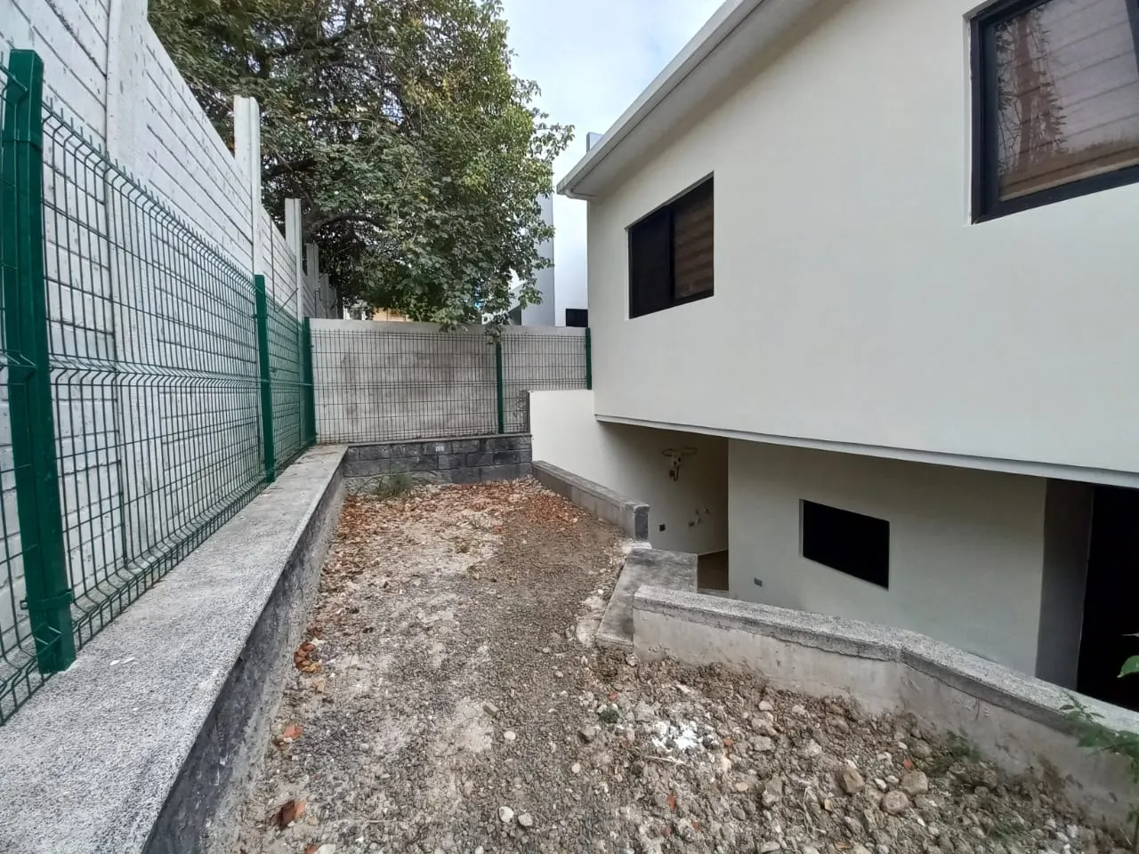 Casa en Venta en Villa Los Jazmines – Residencial El Sauce – Tegucigalpa miniatura 14