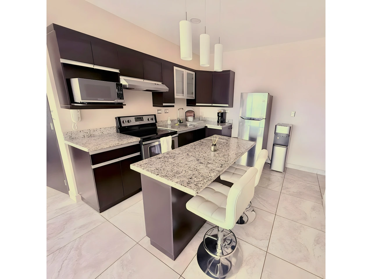 Alquiler de apartamento Colonia Lara, Tegucigalpa, Honduras miniatura 3