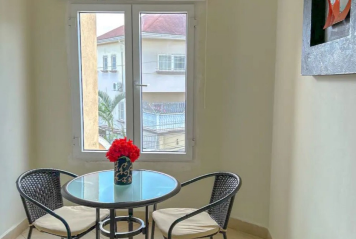 Venta de Apartamento Amueblado en Edificio La Trinidad-Tegucigalpa miniatura 3
