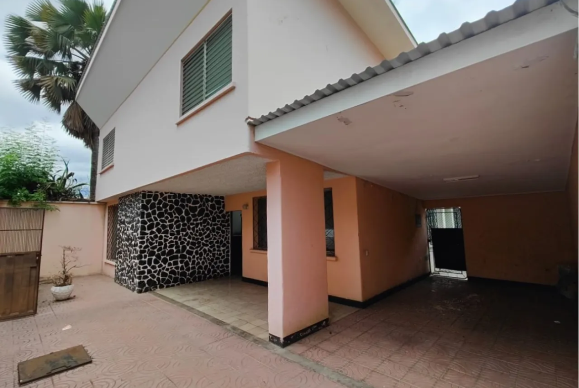 Venta de Casa en Colonia Palmira – Tegucigalpa miniatura 8