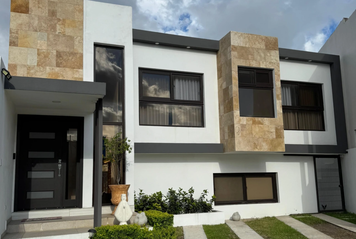 Venta de Casa en Colonia Palmira – Tegucigalpa miniatura 24