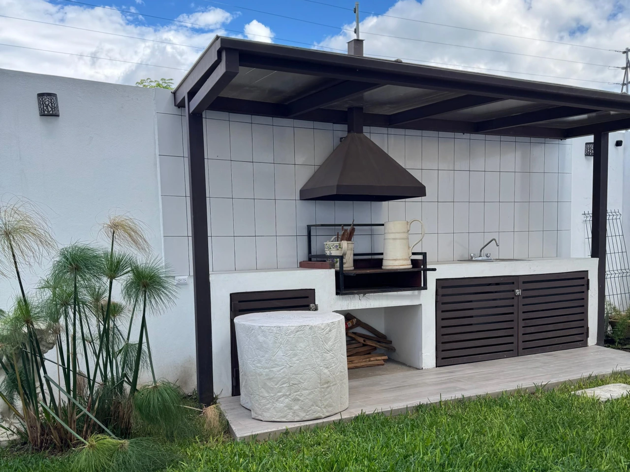 Casa en venta con apartamento independiente – El Hatillo, Honduras miniatura 11