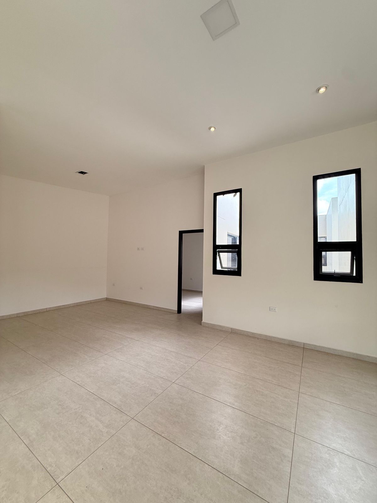 Apartamento en Renta – Torre Kuarzo, Lomas del Mayab “Disponibles 2 Apartamentos” miniatura 4