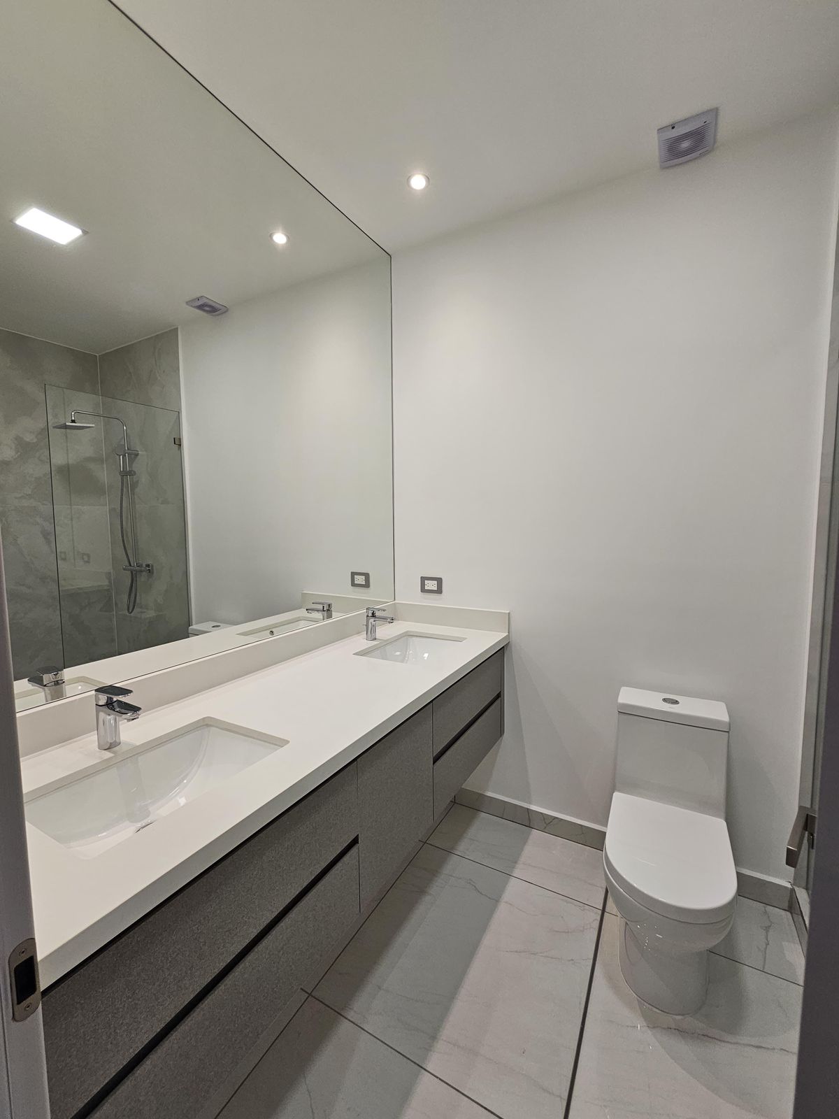 Apartamento en Renta – Torre Kuarzo, Lomas del Mayab “Disponibles 2 Apartamentos” miniatura 6