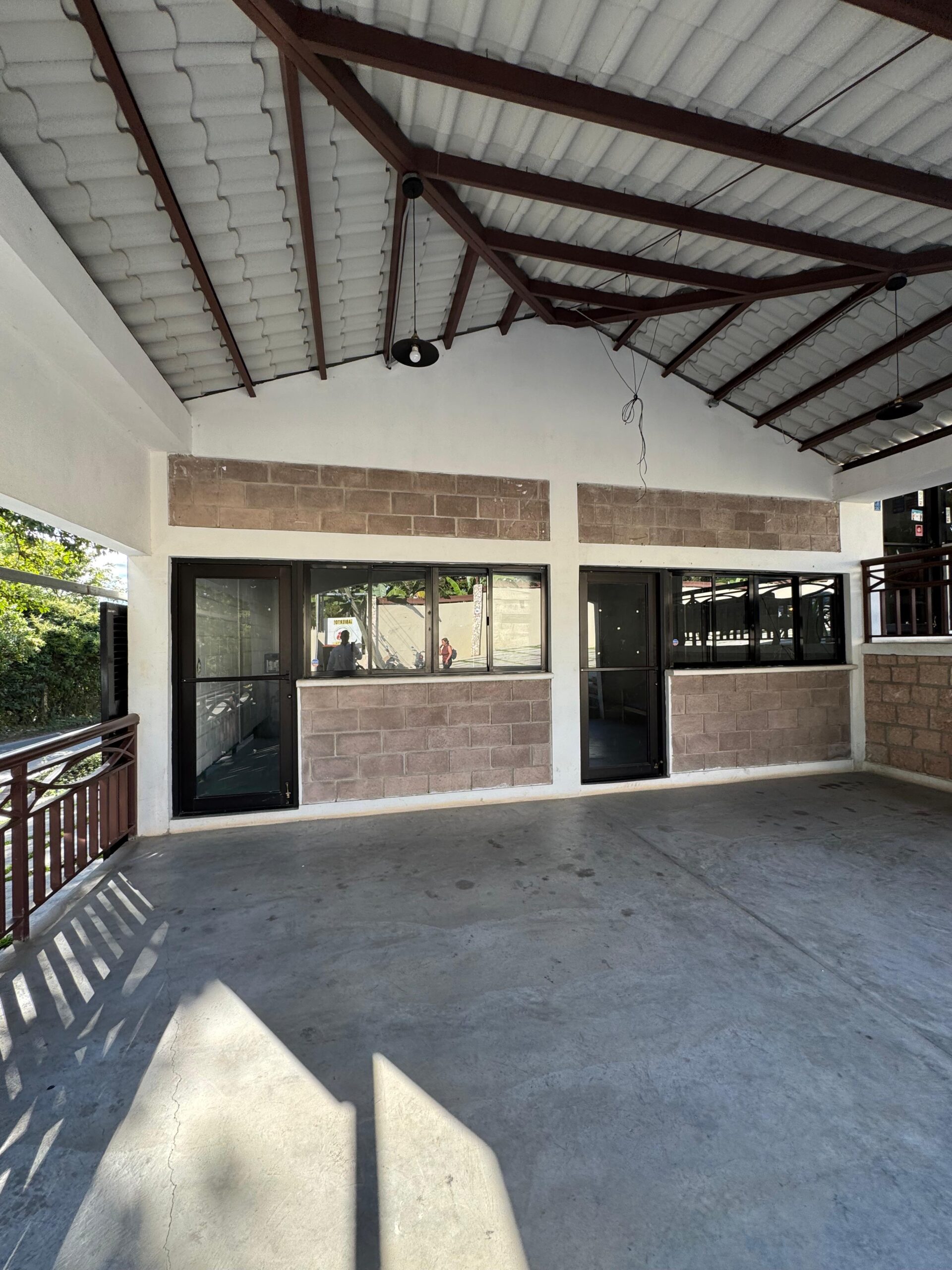 Locales Comerciales en Alquiler – Valle de Ángeles miniatura 5