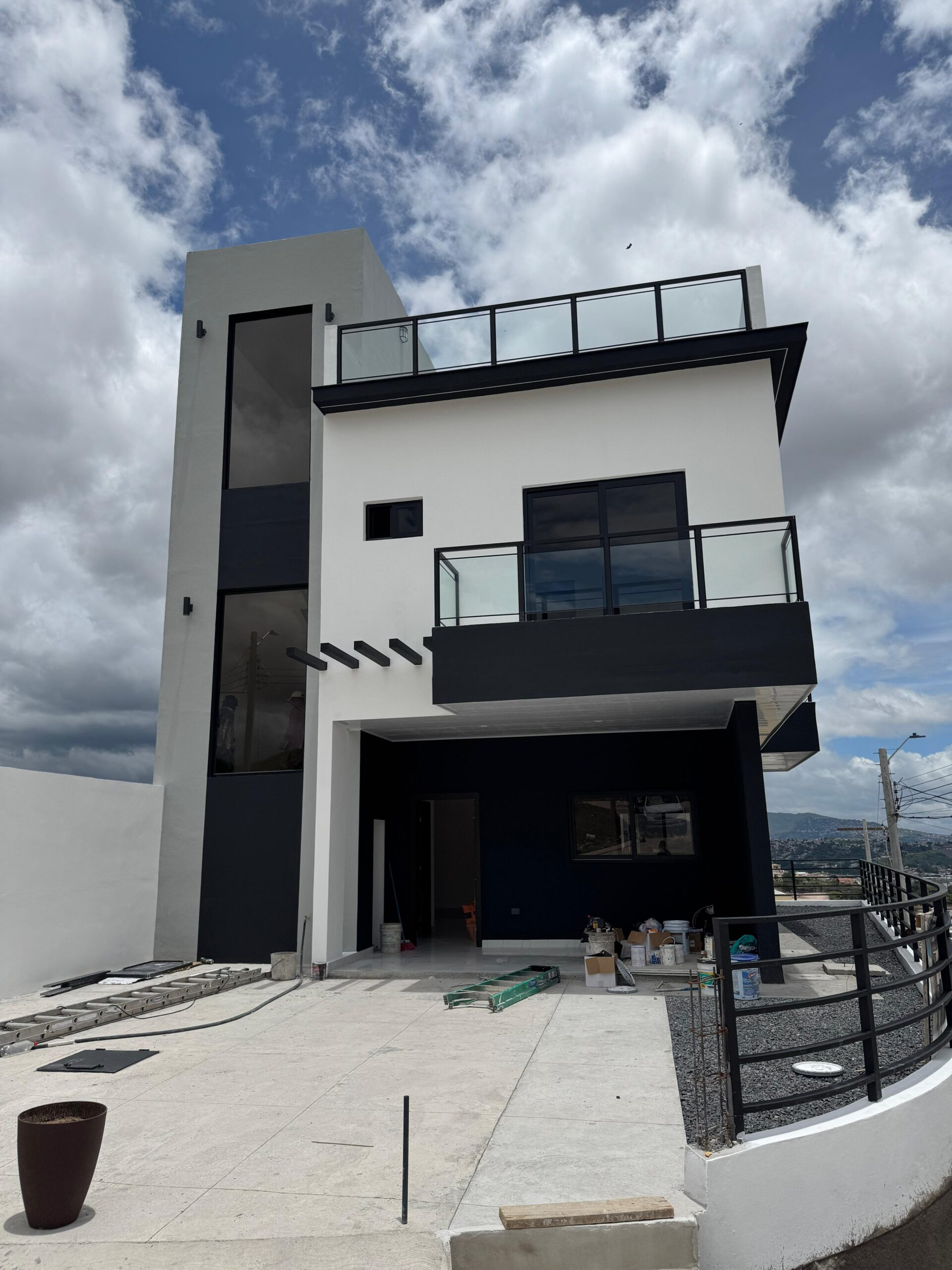 Casas nueva y moderna de lujo en (Residencial Villa Toscana) miniatura 4