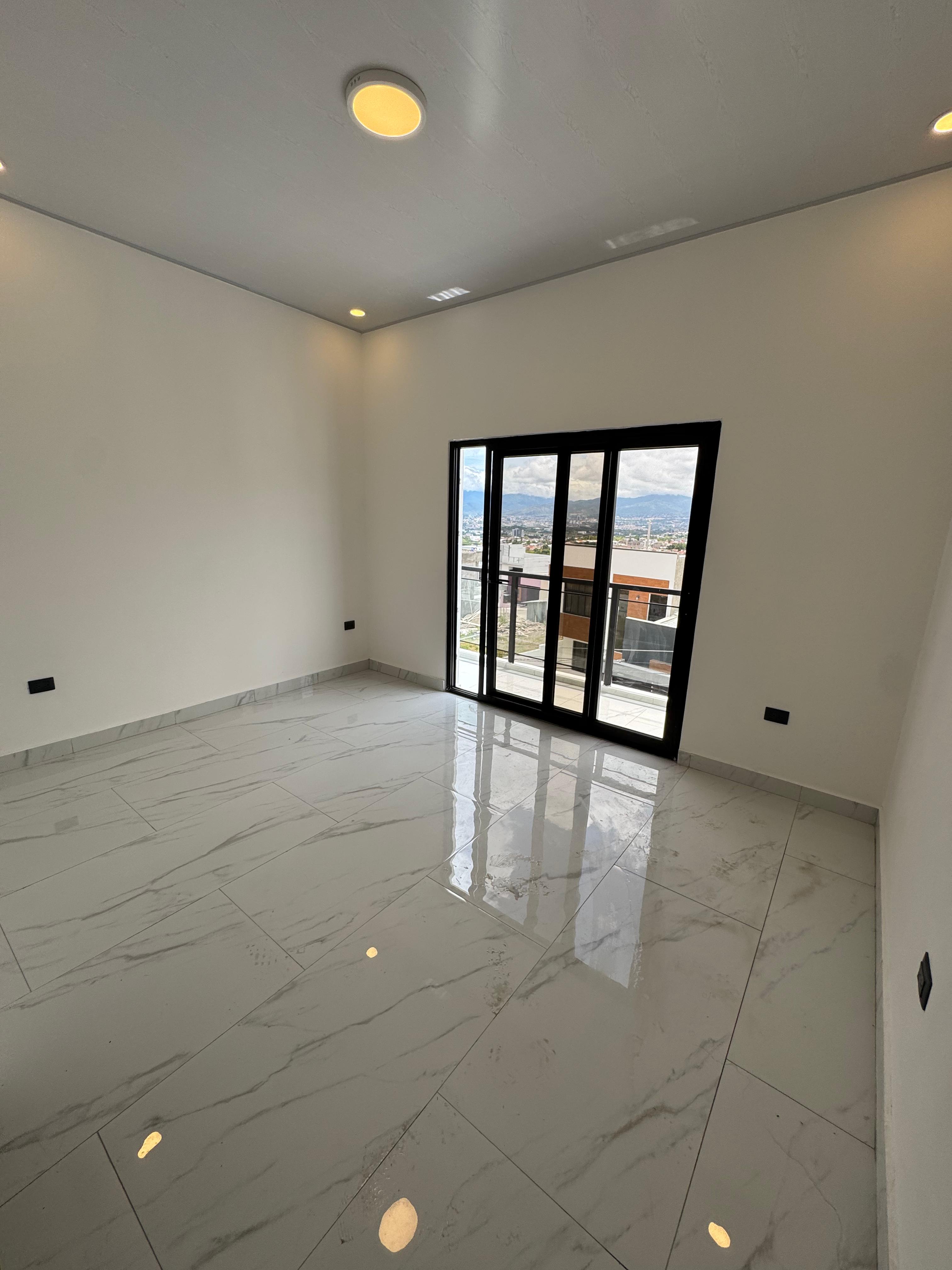 Casas nueva y moderna de lujo en (Residencial Villa Toscana) miniatura 3