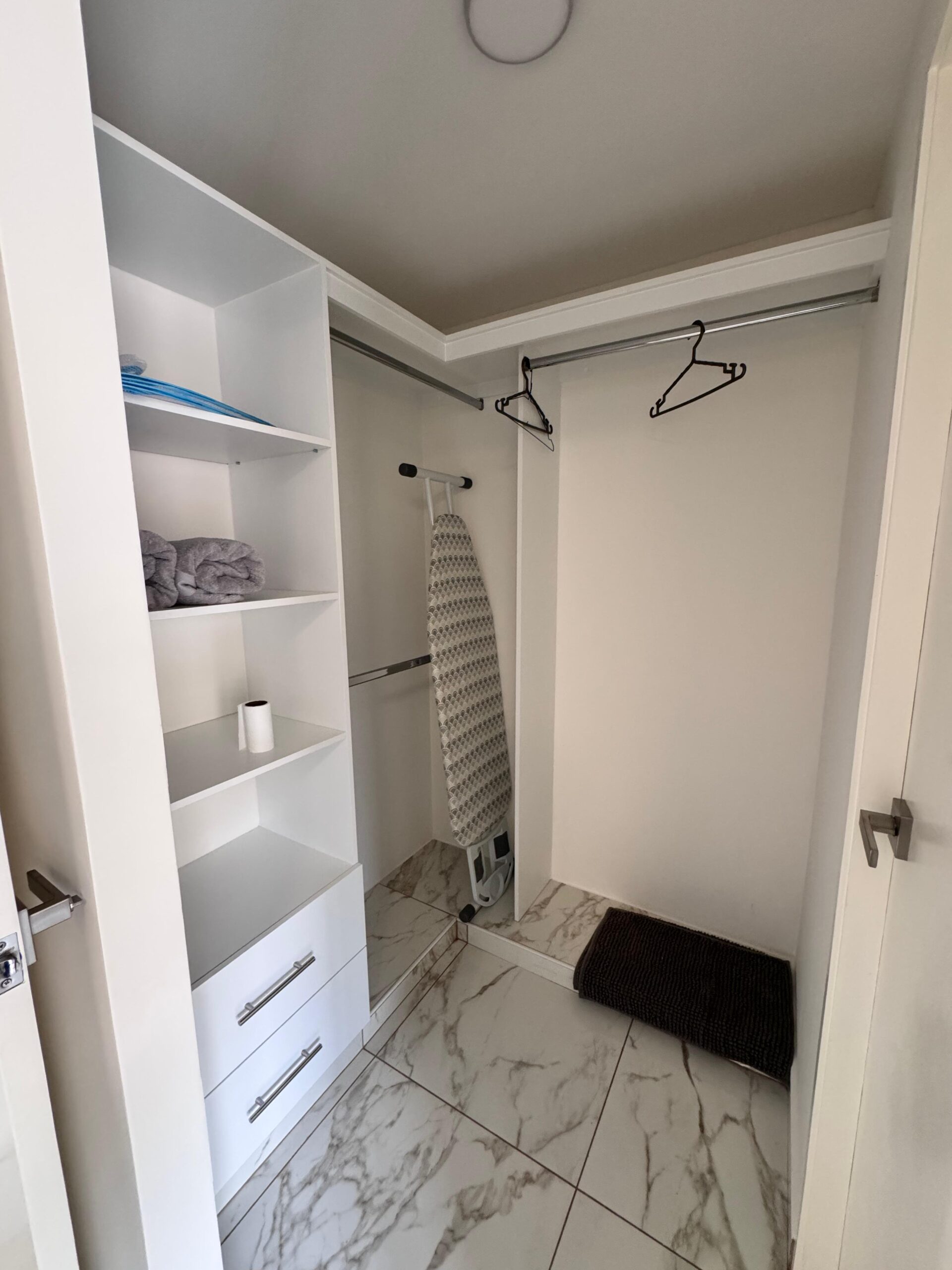 Condominio en Alquiler – Alcázar (Amueblado) miniatura 4