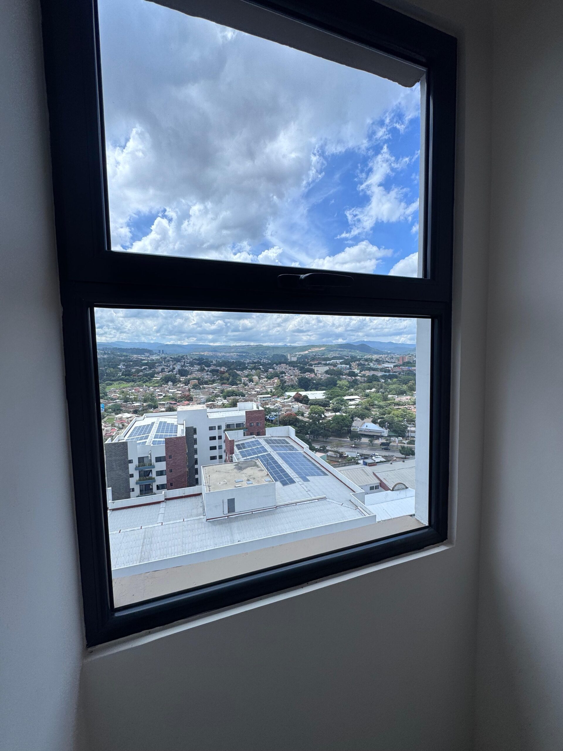 Apartamento en venta – Cipreses San Ignacio con la mejor vista de Tegucigalpa galería 27