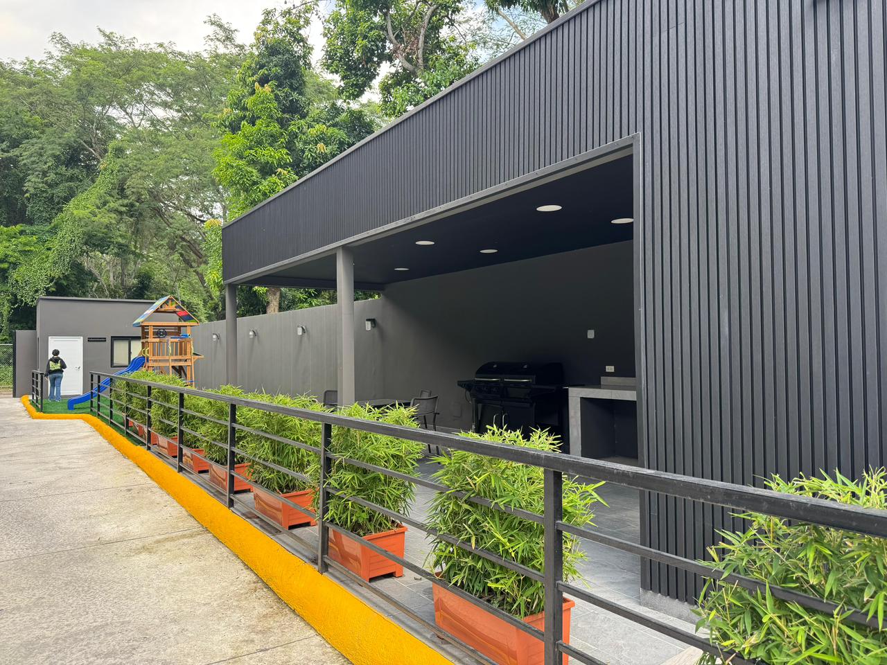 Apartamento en alquiler – Mark One 📍 San Pedro Sula | Zona residencial exclusiva miniatura 5