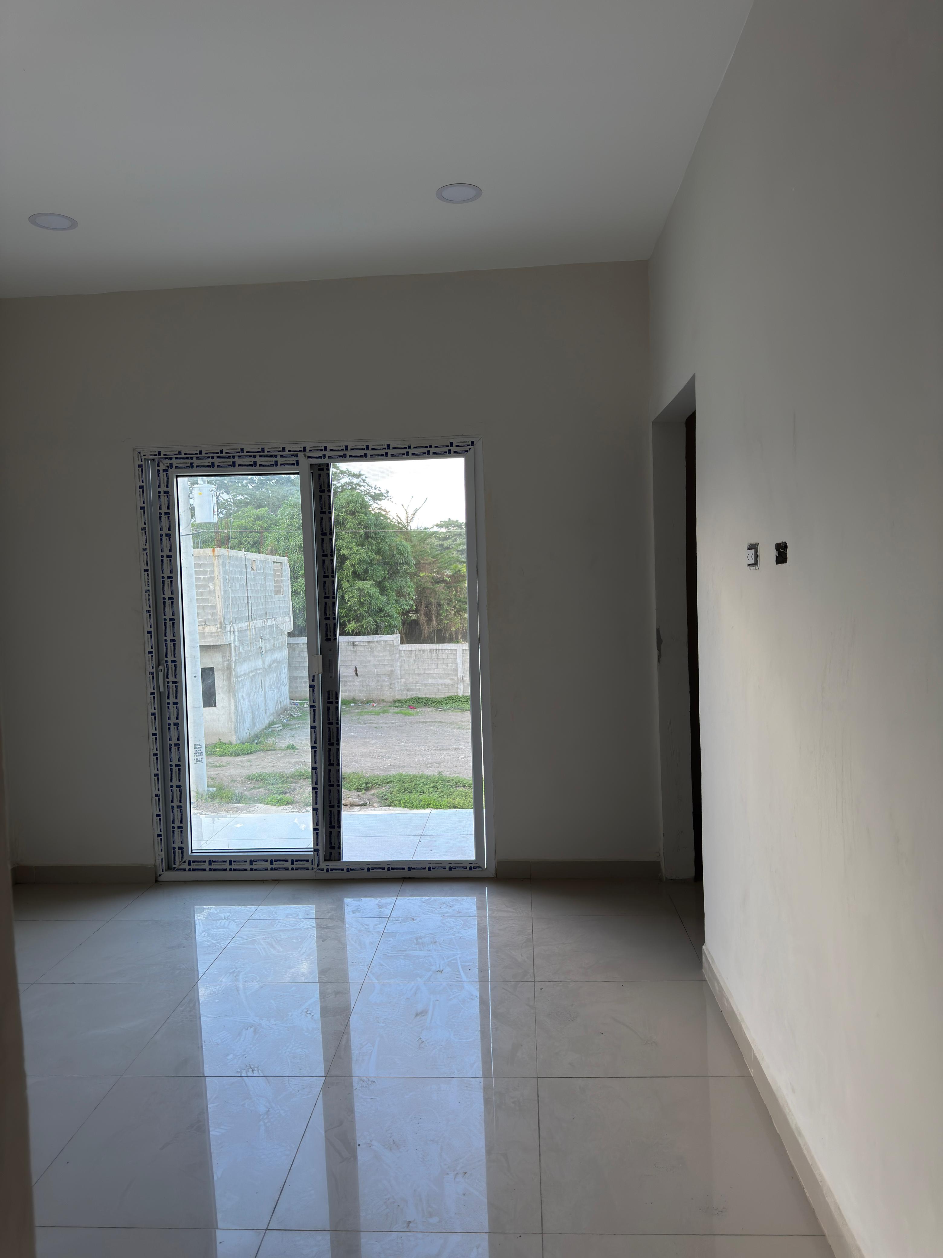 Se Rentan 3 Bodegas – Santa Rosa de Copán miniatura 17