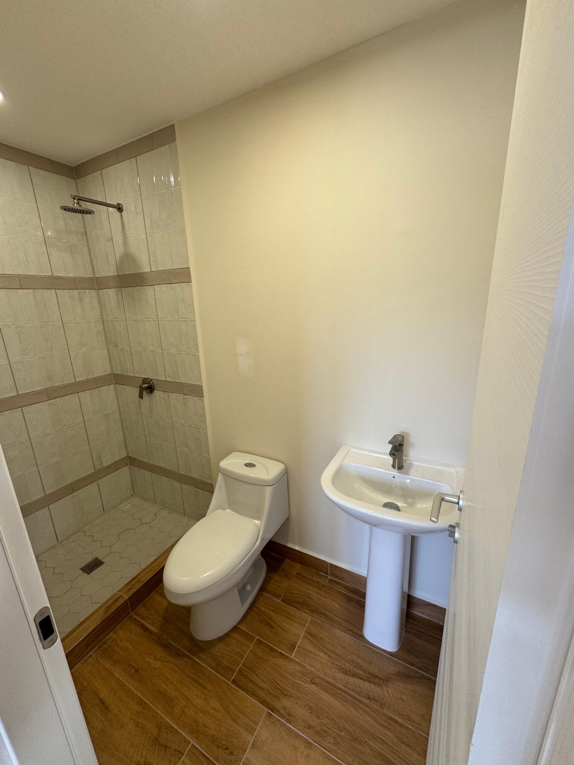 Se Renta Apartamento – Torre Atlas, Tegucigalpa miniatura 7