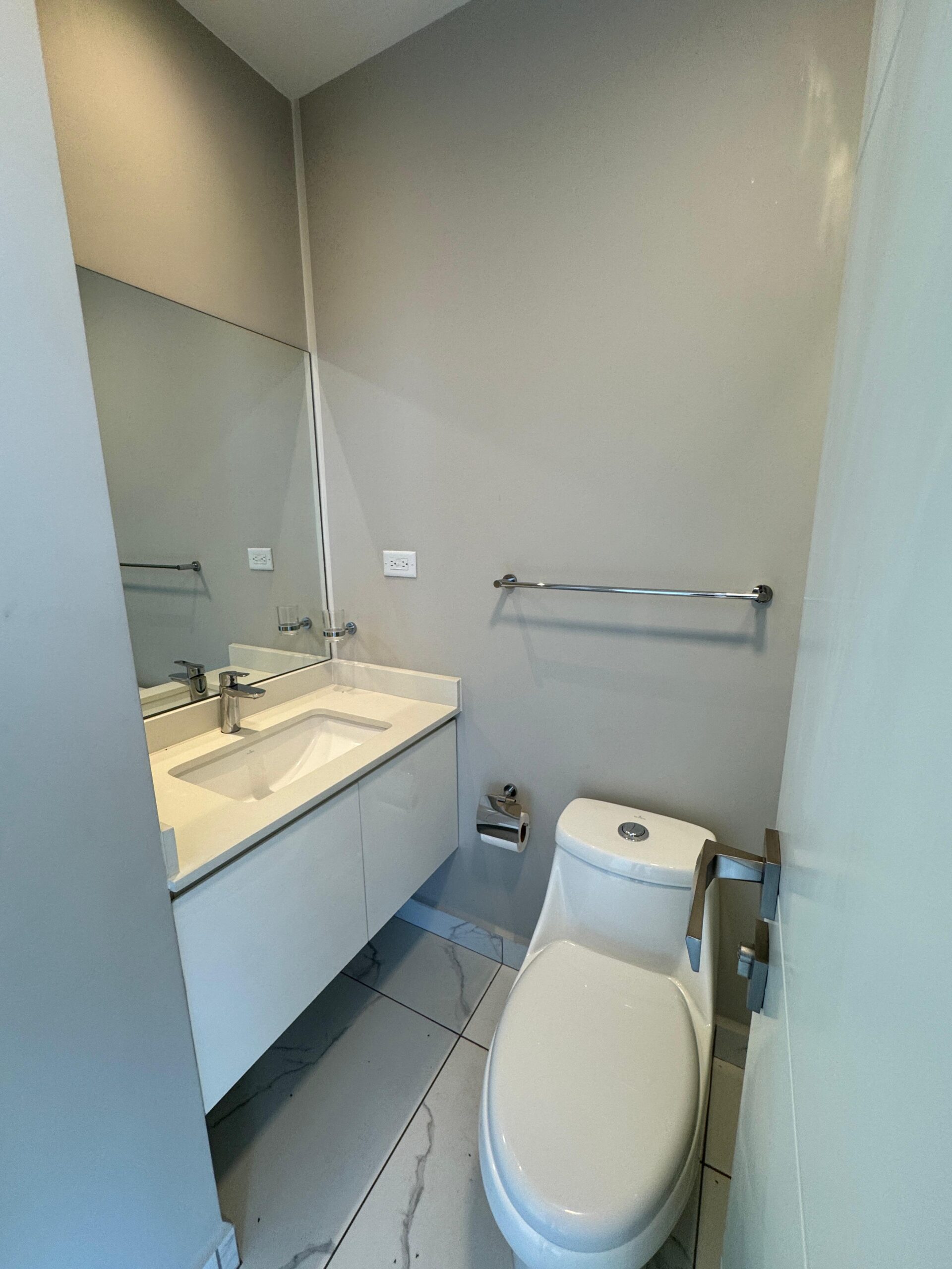 Apartamento Premium SIN AMUEBLAR – Torre Nivo, Tegucigalpa miniatura 9