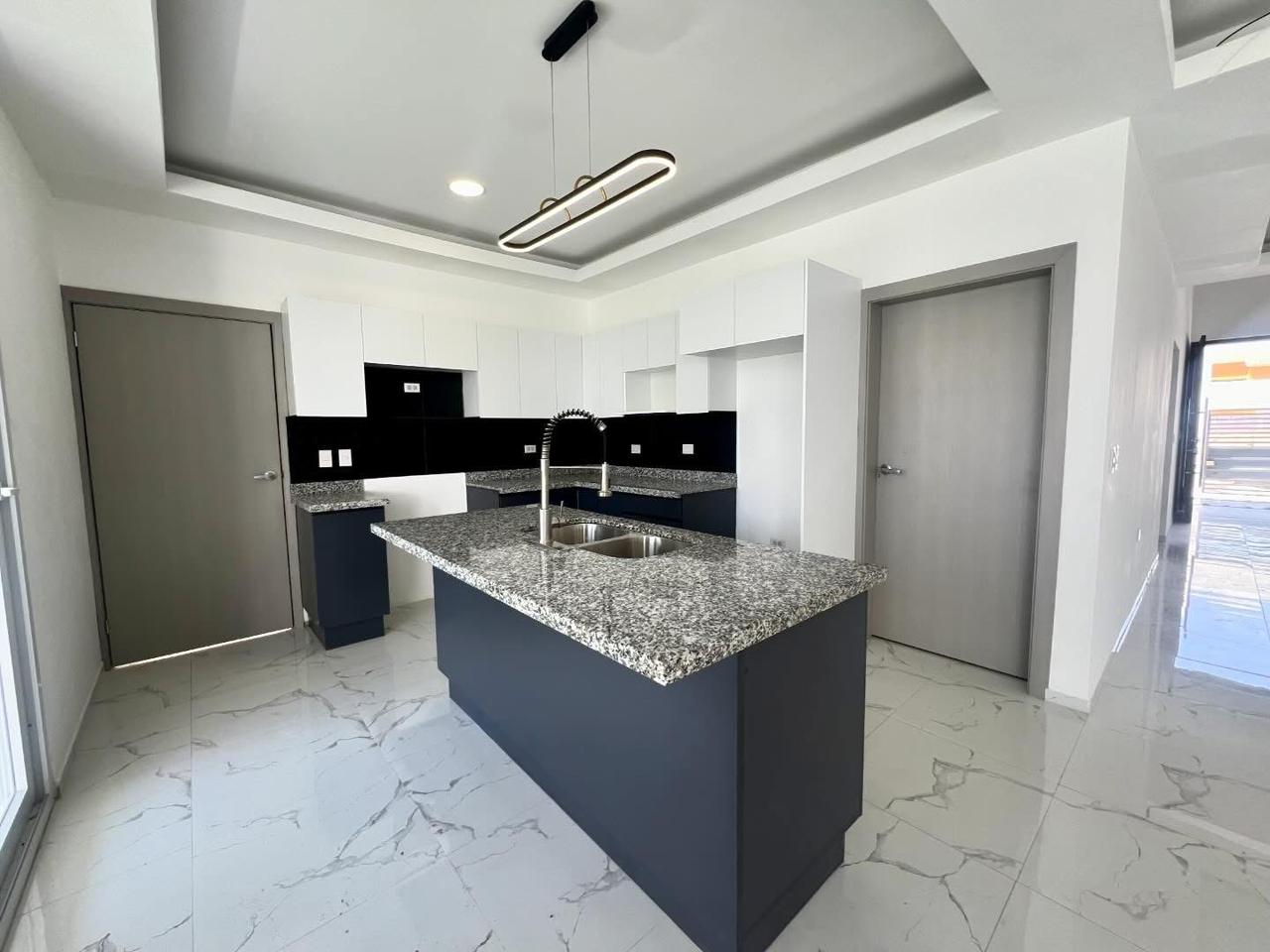 🏡 Casa de Lujo en Alquiler – Residencial El Sauce miniatura 7